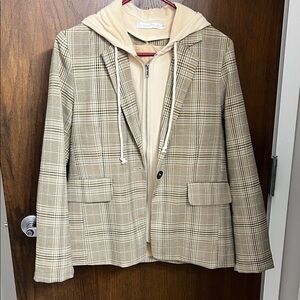 Six/ Fifty brand Checkered Beige Blazer with removable sweatshirt detail!